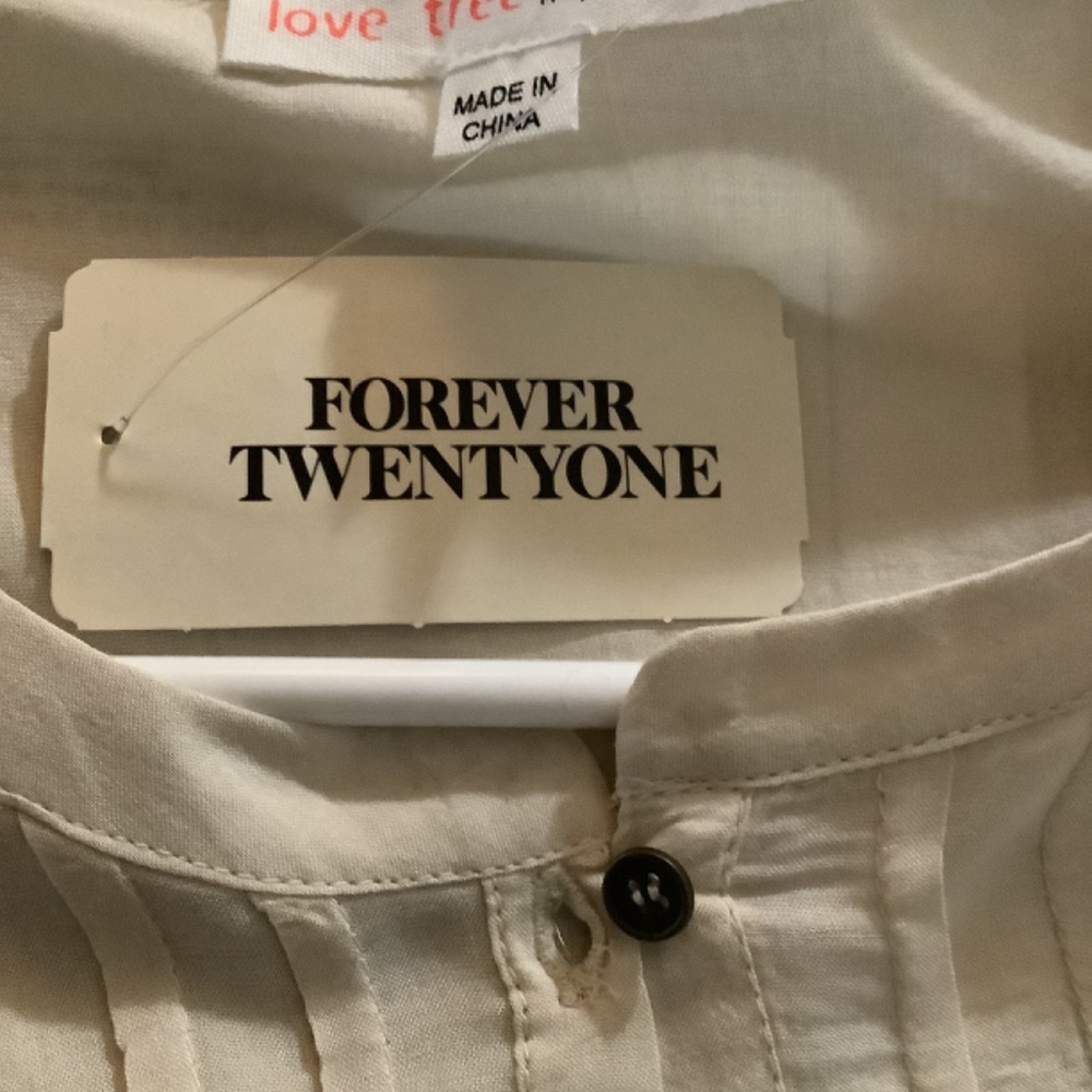Cream button down blouse - Picture 5 of 5